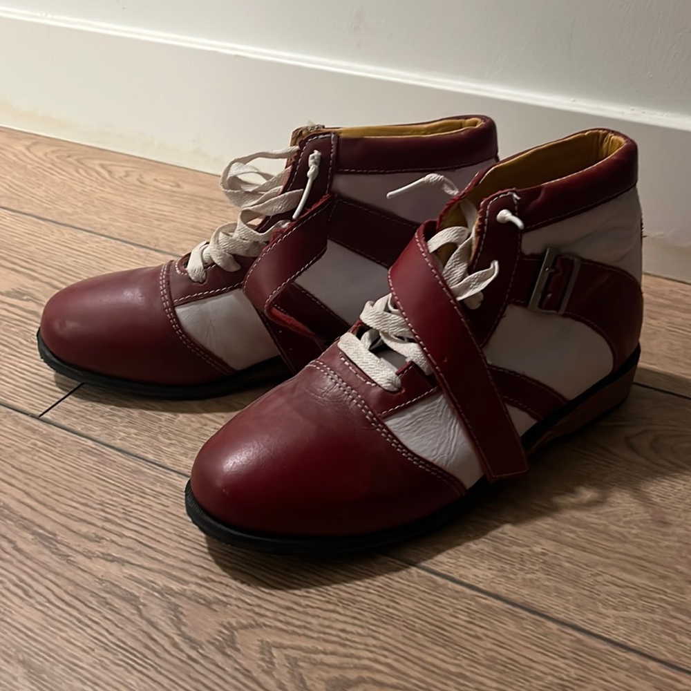 Weight lifting shoes barely used